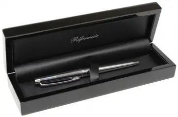 Ручка шариковая "Reformiste" в подарочном футляре (серебристый цвет корпуса) (121594) обложка книги