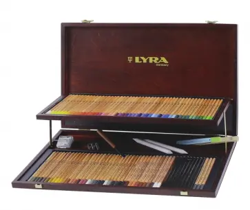 Профессиональный набор карандашей (68 цветов) и аксессуаров Rembrandt (L2004200) обложка книги