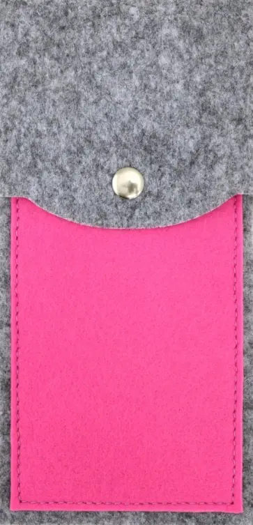 Пенал из фетра (серо-розовый) обложка книги