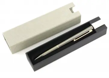 Ручка шариковая с поворотным механизмом AFINA в футляре (M-7395-70) Ручка шариковая с поворотным механизмом AFINA в футляре (M-7395-70) обложка книги