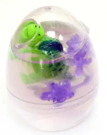 Мяшка с растением и динозавром в яйце обложка книги