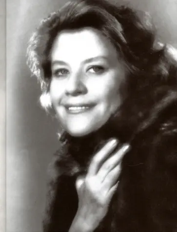 Елена Образцова - «Всё беру я в голос свой…». Избранная лирика обложка книги