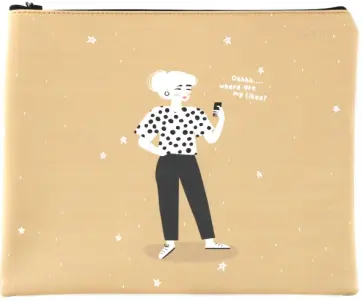 Папка для тетрадей Blogger. Девушка, А5+ обложка книги