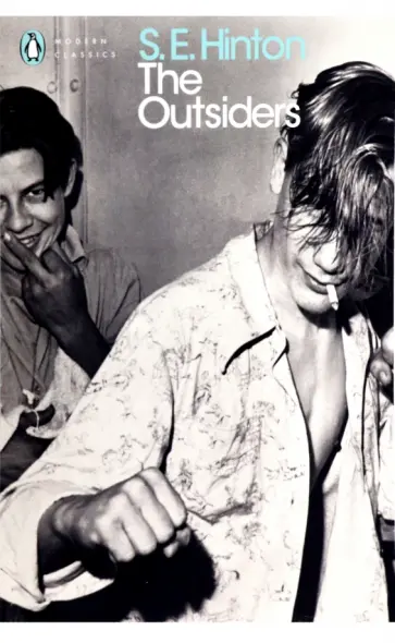 S Hinton - The Outsiders S Hinton - The Outsiders обложка книги